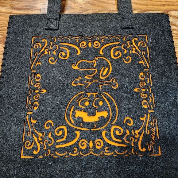 Hallmark Halloween Snoopy Peanuts Trick or Treat Reusable Tote Bag - Picture 3 of 6